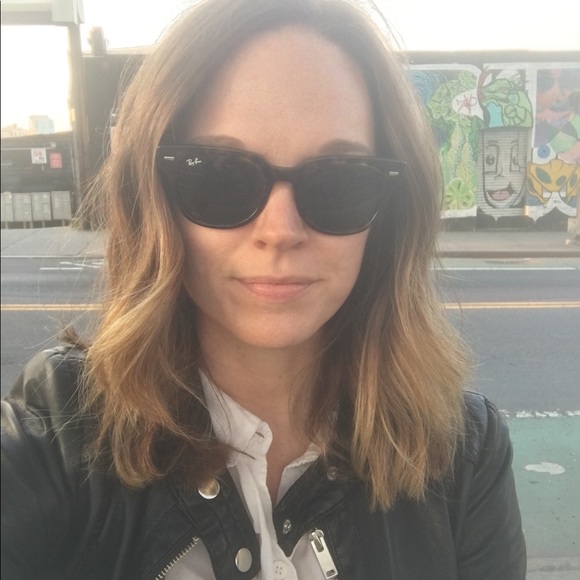 Meet your Posher, Melanie - Picture 1 of 1